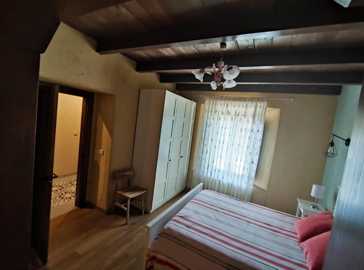Casa Rural Oliver Y Nadia Rodilana Екстериор снимка