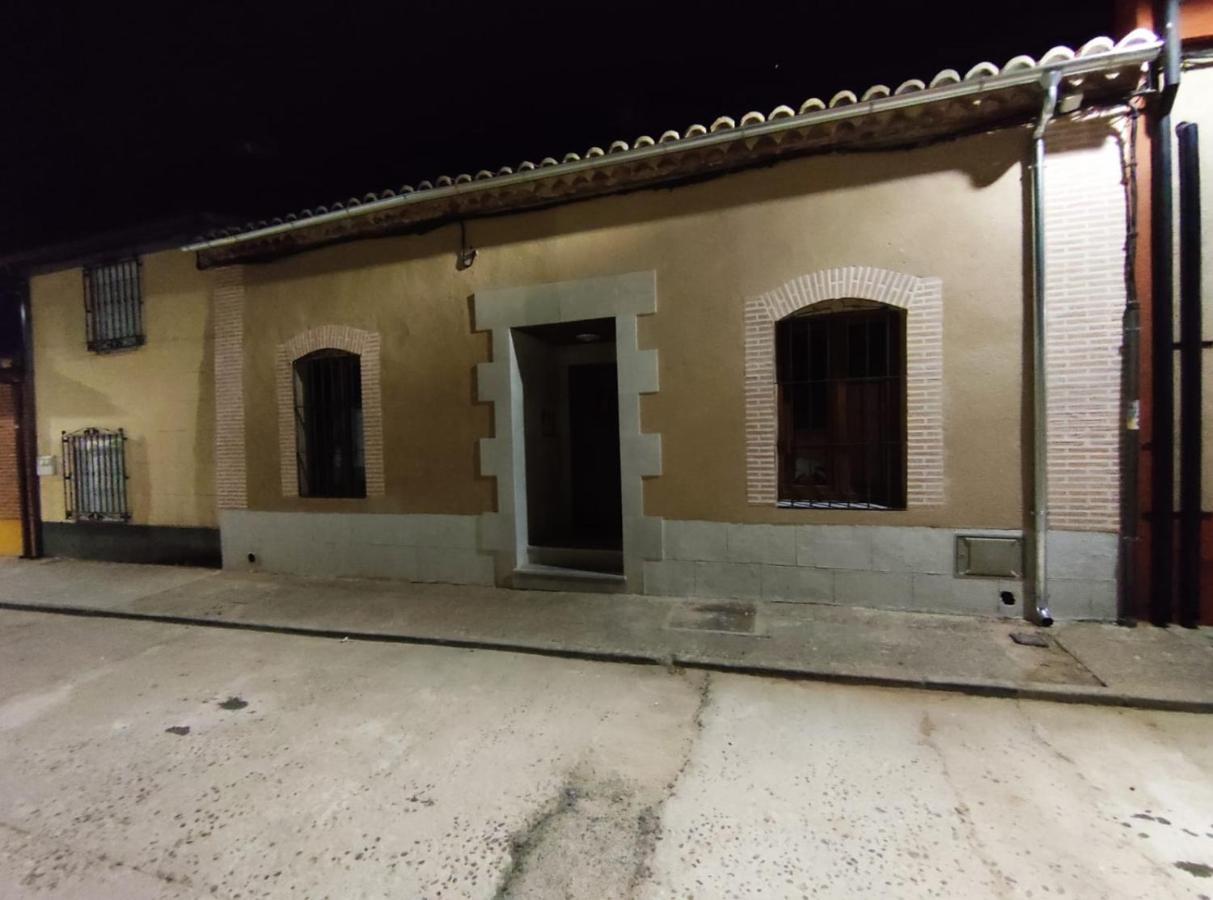 Casa Rural Oliver Y Nadia Rodilana Екстериор снимка